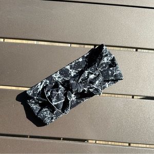 Rags to Raches/Baby Bling Bow